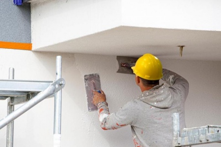 Pl&acirc;trier fa&ccedil;adier &agrave; La Bass&eacute;e, l'alli&eacute; id&eacute;al pour vos travaux ext&eacute;rieurs